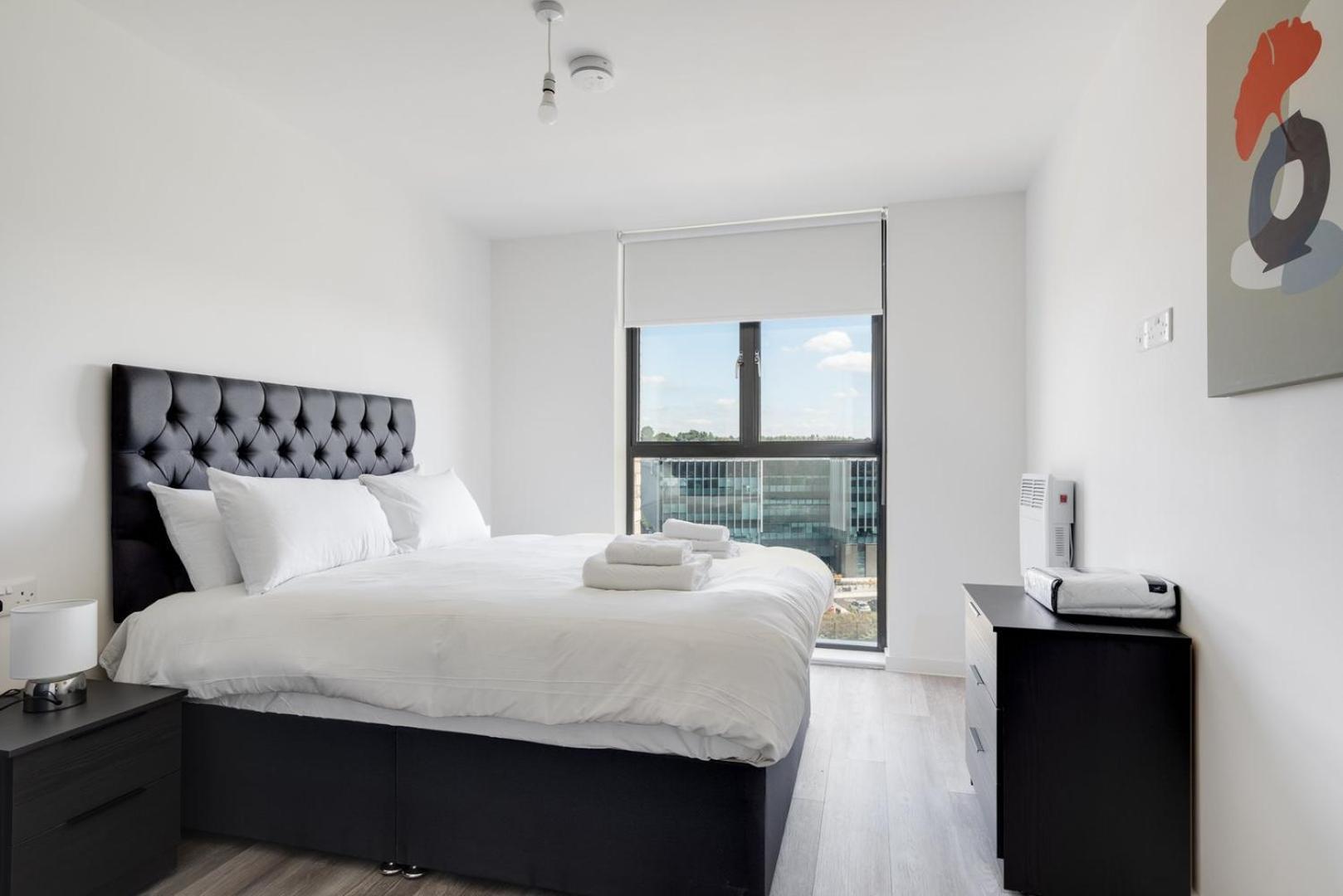 Comforting City Retreat In Vauxhall - No Wifi Liverpool Buitenkant foto