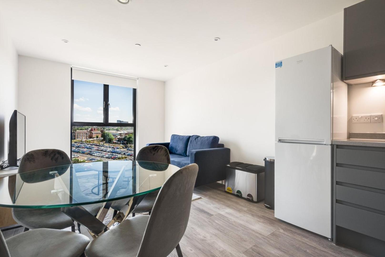 Comforting City Retreat In Vauxhall - No Wifi Liverpool Buitenkant foto