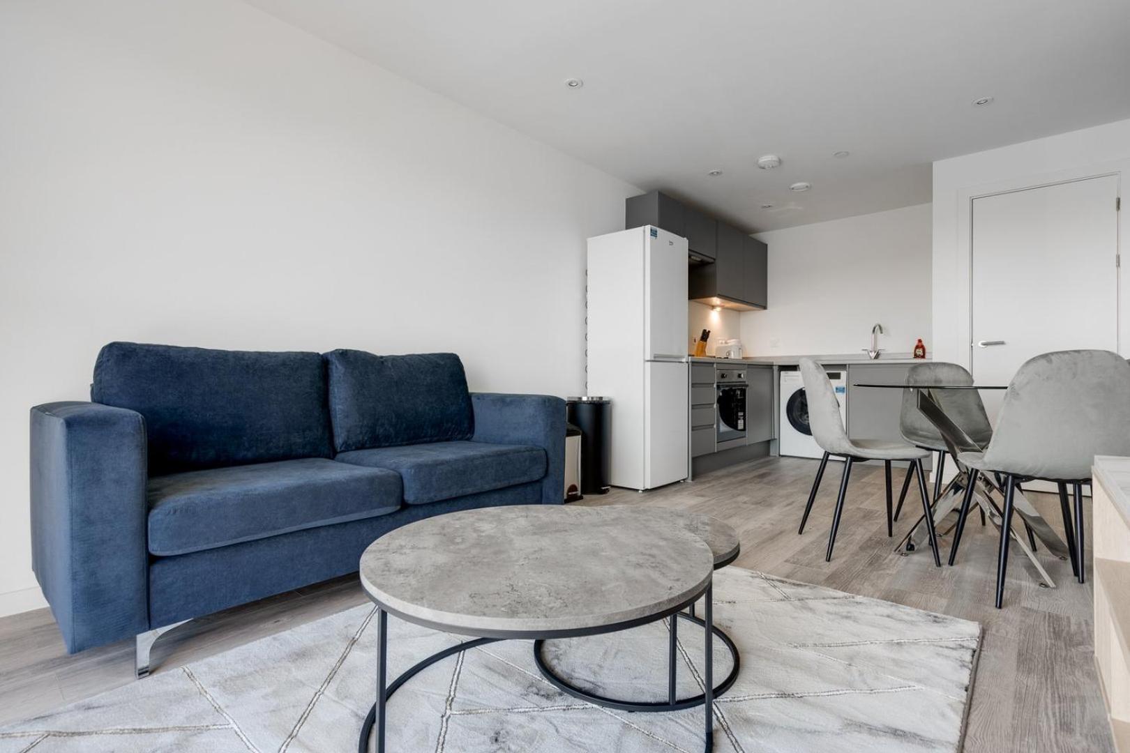 Comforting City Retreat In Vauxhall - No Wifi Liverpool Buitenkant foto